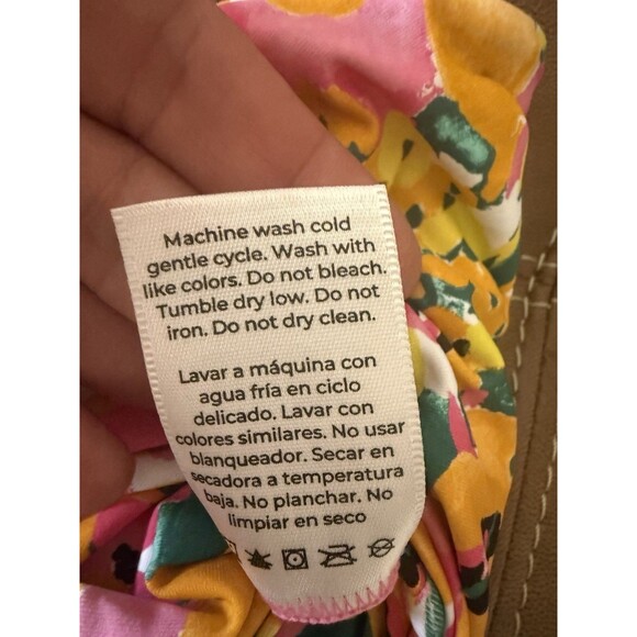 Anne Cole V-Wire Floral Bikini Top &  Convertible Bottom -Pink, Yellow, Green 2X - Picture 7 of 16